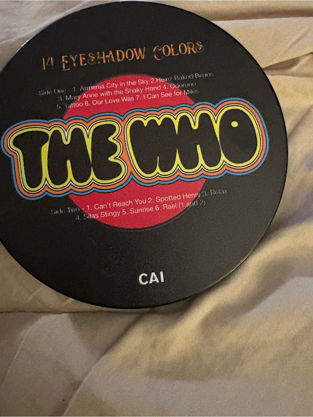 The Who 14 Color Eyeshadow Palette With Mirror makeup shimmer and mattes New